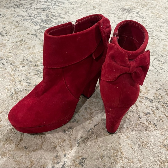 Gianni Bini Red Suede Booties - Picture 4 of 6